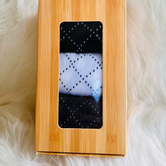 Socks - Picture 1 of 3